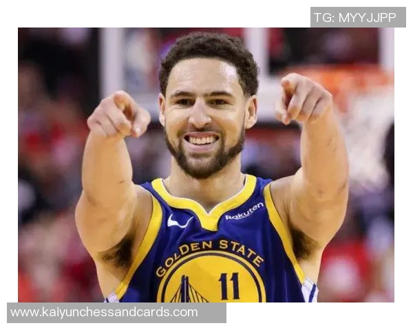 梅里尔复出表现惊艳第二场12投7中砍下22分6篮板7助攻三分球10投6中